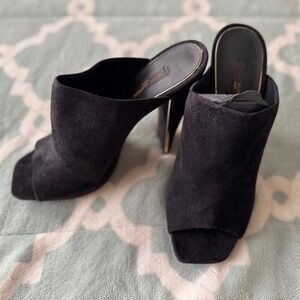 Louis Vuttion Suede Mule